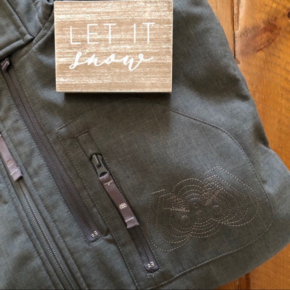 {686} Winter Jacket/shell - Picture 8 of 13